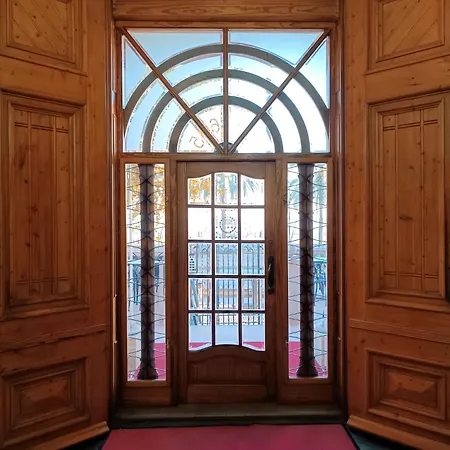 Hotel Llar De Capitans 3*