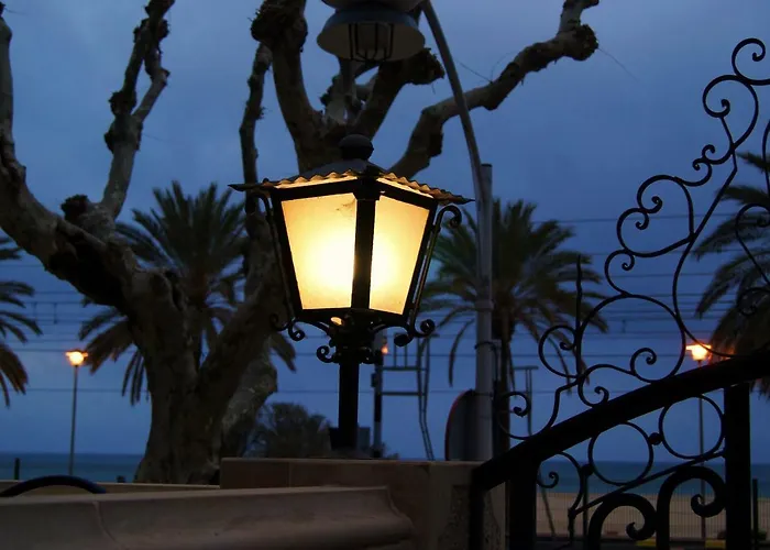 Llar De Capitans Hotel 3*