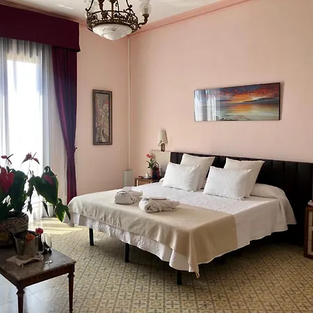 Llar De Capitans Hotel