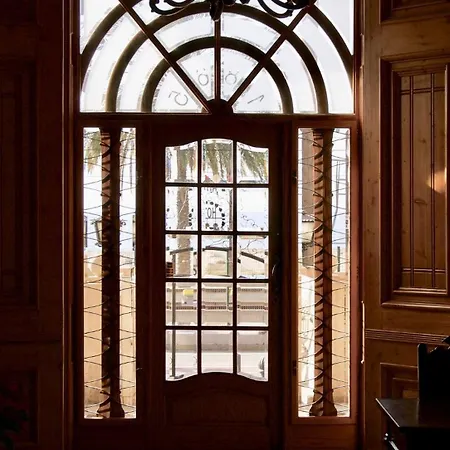 Llar De Capitans Hotel