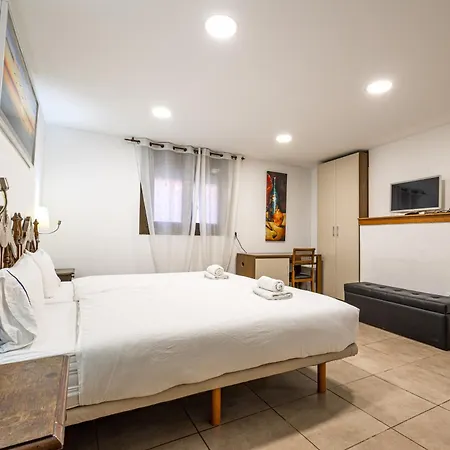 Hotel Llar De Capitans Masnou