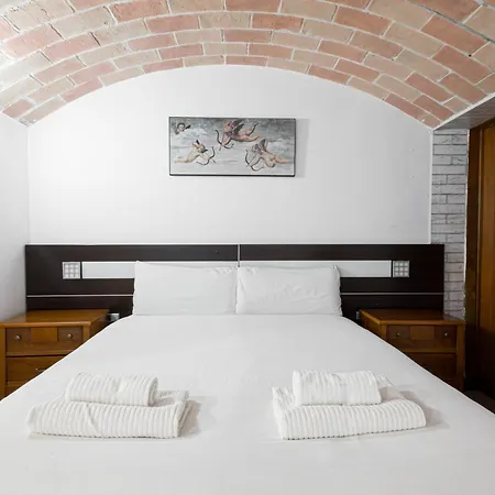 Llar De Capitans Hotel