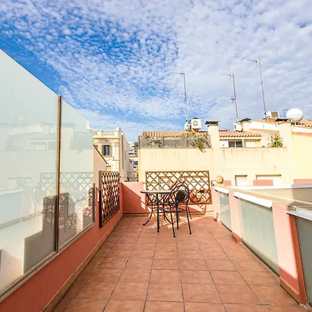 Llar De Capitans 3* Masnou