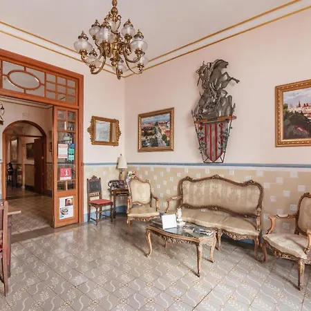 Hotel Llar De Capitans 3*